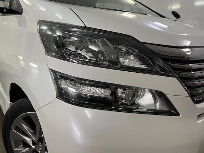 ヴェルファイア２．４Ｚ　プラチナセレクションⅡ　本州仕入　禁煙車　ＷＡＫＯＳバリアスコーティング済　純正１８インチＡＷ　純正１６ＡＷ＋スタッドレスタイヤ付　純正ＨＤＤナビ（ＣＤ＆ＤＶＤ再生　フルセグ地デジ　Ｂｌｕｅｔｏｏｔｈ）＋バックカメラ　フロントブラインドカメラ　両側パワースライドドア　パワーバックドア　ドライブレコーダー　クルーズコントロール　７人乗りキャプテンシート　オットマン　コーナーセンサー　横滑り防止装置　ＰＵＳＨスタート　スマートキー　タイミングチェーン車　ＨＩＤヘッドライト　ビルトインＥＴＣ 4WD 
