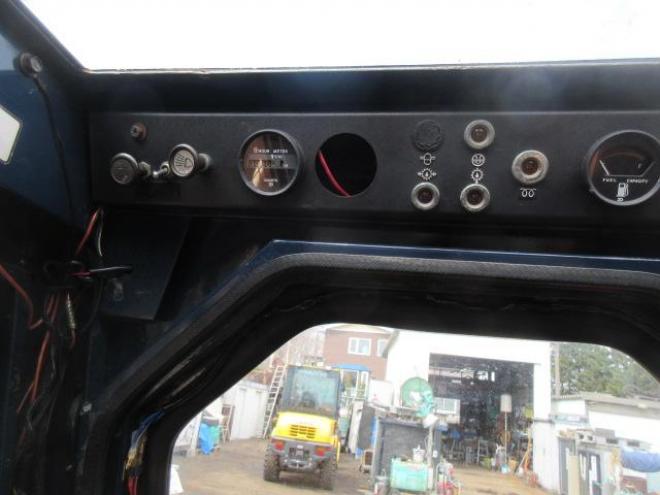 スキッドステアローダトヨタ　2SDK6 4WD