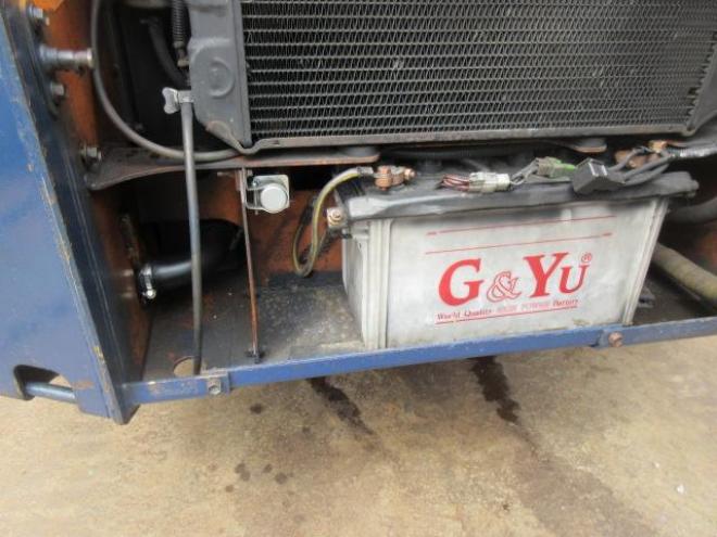 スキッドステアローダトヨタ　2SDK6 4WD