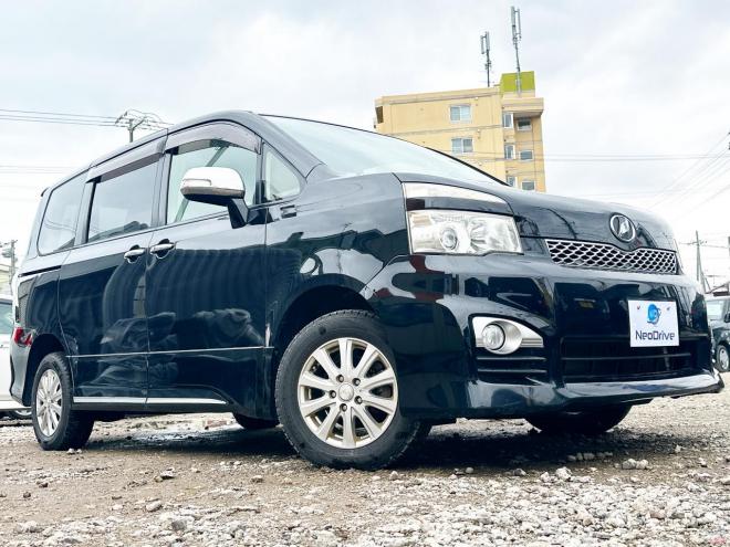 ヴォクシー2.0ZS煌Ⅱ 4WD　ローンが不安な方＜優遇ローン＞　1年保証付　後期型　寒冷地　純正ナビ
