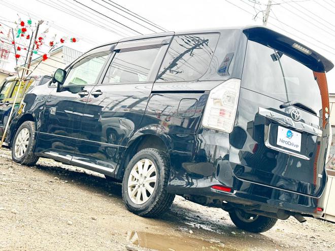 ヴォクシー2.0ZS煌Ⅱ 4WD　ローンが不安な方＜優遇ローン＞　1年保証付　後期型　寒冷地　純正ナビ