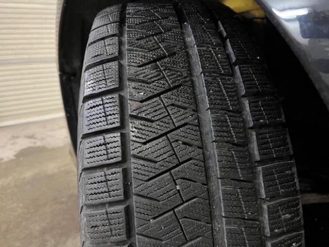 レヴォーグ１．６ＧＴ－Ｓアイサイト　アドバンスドＰＫＧ　スバルＤＩＴツインカムターボ　禁煙車　シュタイナー１８インチＡＷ＋新品夏タイヤ　純正１７ＡＷ＋スタッドレスタイヤ付　純正ナビ（フルセグ地デジ　ＤＶＤ再生　Ｂｌｕｅｔｏｏｔｈ）＋バックカメラ　ＬＥＤヘッドライト　エンジンスターター　ドライブレコーダー　オプション５連デイライト　クルーズコントロール　両席パワーシート　アイドリングストップ　パドルシフト　ＥＴＣ 4WD 1600 5Dr