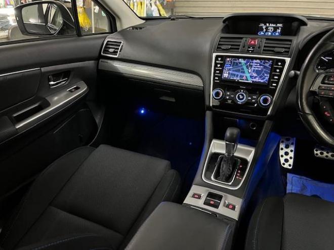 レヴォーグ１．６ＧＴ－Ｓアイサイト　アドバンスドＰＫＧ　スバルＤＩＴツインカムターボ　禁煙車　シュタイナー１８インチＡＷ＋新品夏タイヤ　純正１７ＡＷ＋スタッドレスタイヤ付　純正ナビ（フルセグ地デジ　ＤＶＤ再生　Ｂｌｕｅｔｏｏｔｈ）＋バックカメラ　ＬＥＤヘッドライト　エンジンスターター　ドライブレコーダー　オプション５連デイライト　クルーズコントロール　両席パワーシート　アイドリングストップ　パドルシフト　ＥＴＣ 4WD 1600 5Dr