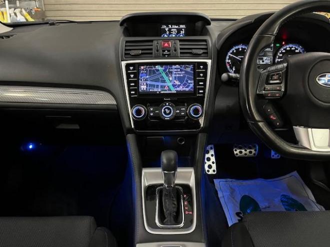 レヴォーグ１．６ＧＴ－Ｓアイサイト　アドバンスドＰＫＧ　スバルＤＩＴツインカムターボ　禁煙車　シュタイナー１８インチＡＷ＋新品夏タイヤ　純正１７ＡＷ＋スタッドレスタイヤ付　純正ナビ（フルセグ地デジ　ＤＶＤ再生　Ｂｌｕｅｔｏｏｔｈ）＋バックカメラ　ＬＥＤヘッドライト　エンジンスターター　ドライブレコーダー　オプション５連デイライト　クルーズコントロール　両席パワーシート　アイドリングストップ　パドルシフト　ＥＴＣ 4WD 1600 5Dr
