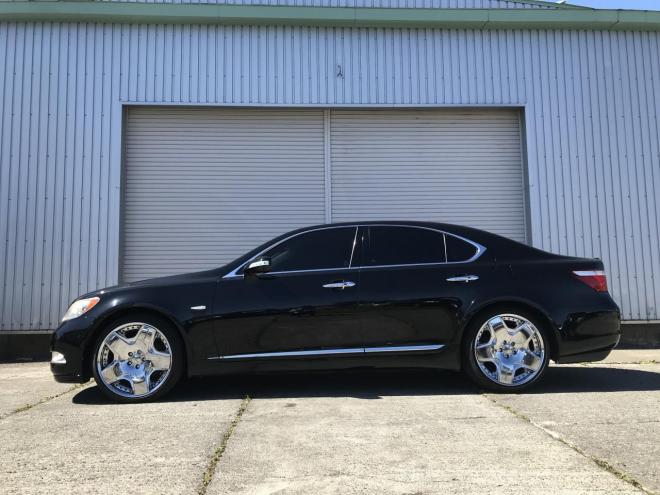 レクサスLS 460 バージョンS-Iパッケージ　 4600 4Dr☆値下げしました☆現金、オートローンのみの対応☆