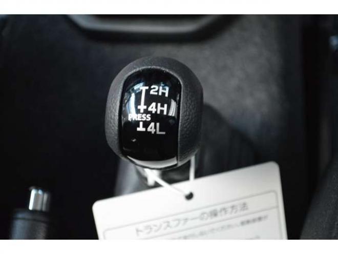 ジムニーXC 4WD　ワンオーナーセーフティサポート搭載LED 660