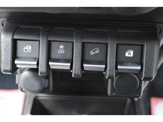 ジムニーXC 4WD　ワンオーナーセーフティサポート搭載LED 660