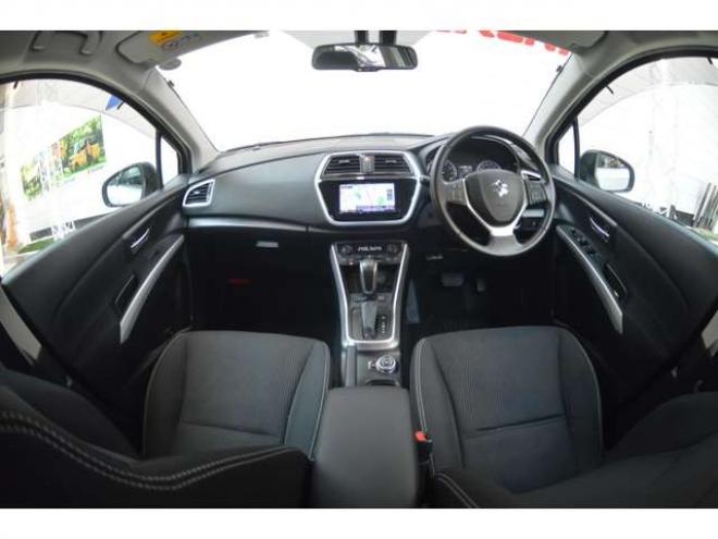 SX4S-CROSS 1.6 4WD　ワンオーナーALLGRIPナビTVバックカメラLED 1600