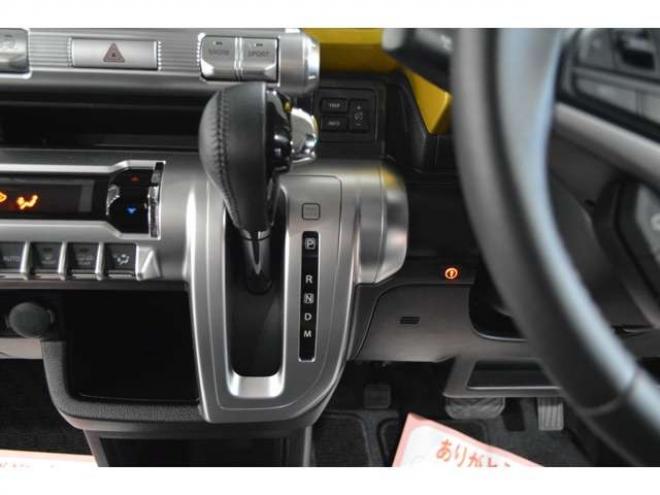クロスビー1.0 ハイブリッド MZ 4WD　ワンオーナーセーフティサポート全方位ナビ 1000