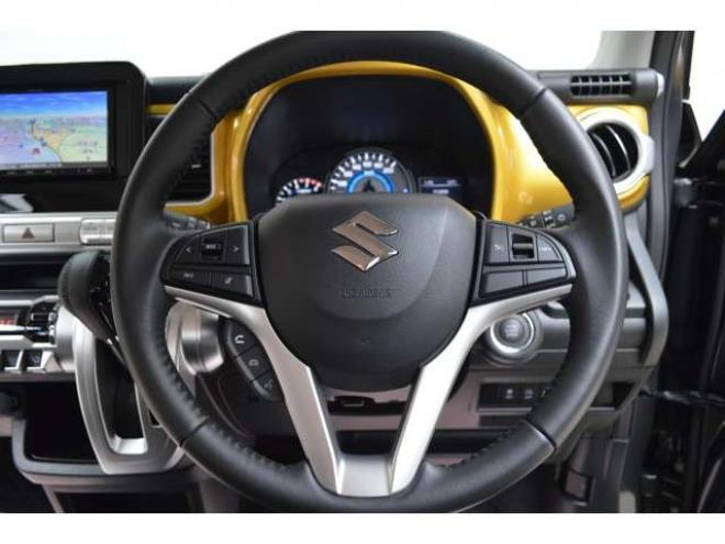 クロスビー1.0 ハイブリッド MZ 4WD　ワンオーナーセーフティサポート全方位ナビ 1000