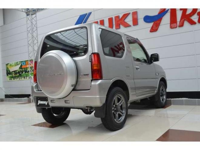 ジムニーランドベンチャー 4WD　ワンオーナー特別仕様車4WDターボCD 660