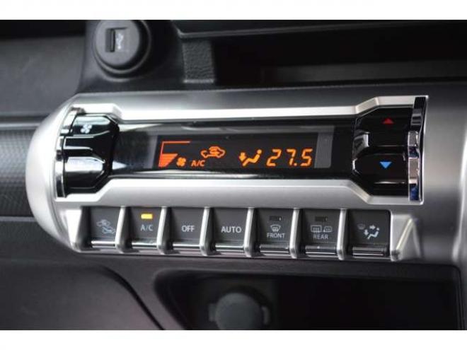クロスビー1.0 ハイブリッド MZ ブラウンアクセントパッケージ装着車 4WD　ワンオーナーセーフティサポート全方位ナビ 1000