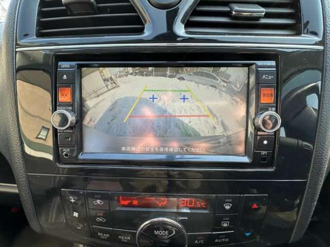 セレナ2.0 ハイウェイスター 4WD　両側ワンタッチオートスライドドア　ETC 2000