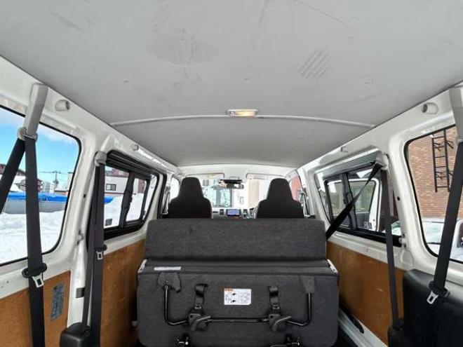 ハイエースバン2.8 DX ロング GLパッケージ ディーゼルターボ 4WD　9人乗り　プリクラッシュセーフティーナビ 2800