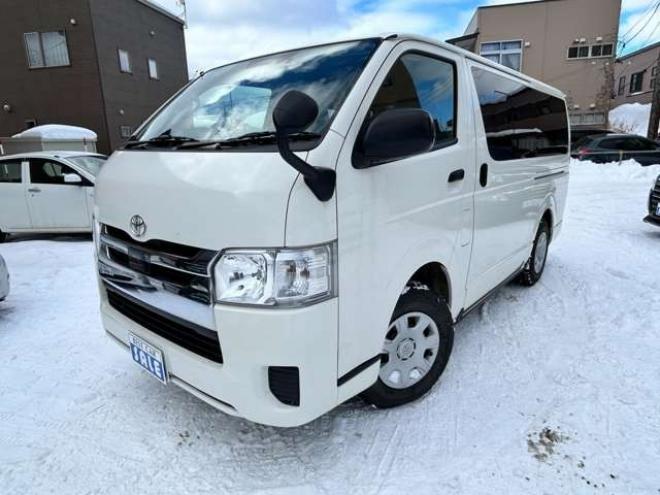 ハイエースバン2.8 DX ロング GLパッケージ ディーゼルターボ 4WD　9人乗り　プリクラッシュセーフティーナビ 2800