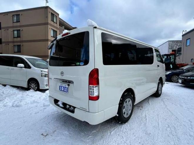 ハイエースバン2.8 DX ロング GLパッケージ ディーゼルターボ 4WD　9人乗り　プリクラッシュセーフティーナビ 2800