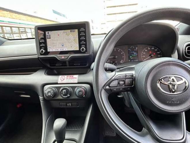 ヤリス1.5 X 4WD　ドラレコ　ナビ　バックモニター　ETC 1500