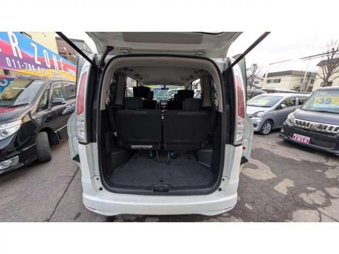 セレナ2.0 ハイウェイスター Vエアロセレクション 4WD　 2000