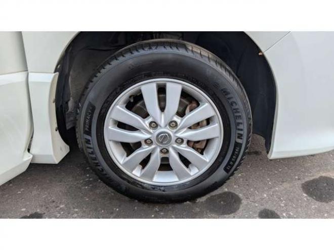 セレナ2.0 ハイウェイスター Vエアロセレクション 4WD　 2000