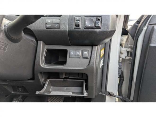 セレナ2.0 ハイウェイスター Vエアロセレクション 4WD　 2000