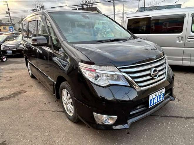 セレナ2.0 ハイウェイスター アドバンスドセーフティ パッケージ 4WD　 2000