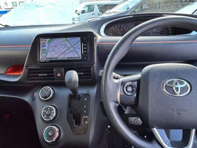 シエンタ1.5 X 4WD　パワースライドドア ナビフルセグTV 1500