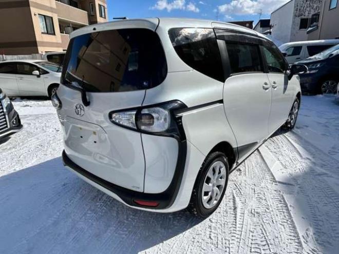 シエンタ1.5 X 4WD　パワースライドドア ナビフルセグTV 1500