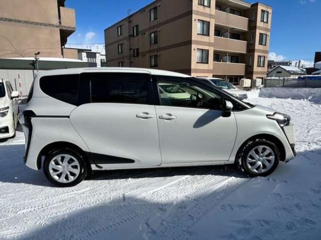 シエンタ1.5 X 4WD　パワースライドドア ナビフルセグTV 1500