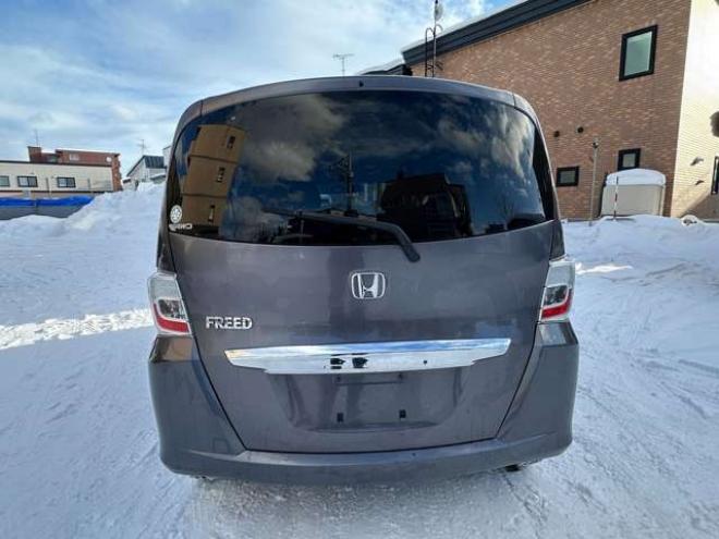 フリード1.5 G ジャストセレクション 4WD　片側パワースライドドア 1500