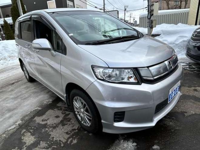 フリードスパイク1.5 G ジャストセレクション 4WD　 1500
