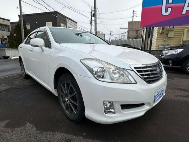 クラウンロイヤル 3.0 ロイヤルサルーン i-Four 4WD　TOYOTA純正HDDナビ　地デジ　ETC 3000