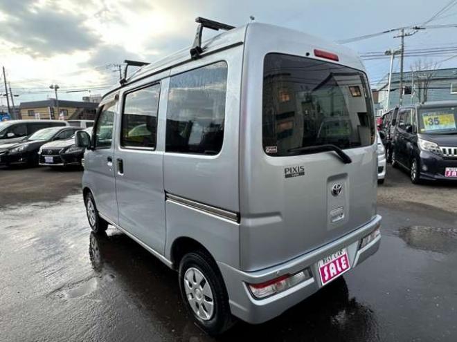 ピクシスバンクルーズ SAIII ハイルーフ 4WD　メモリーナビ　アイドリングトップ 660