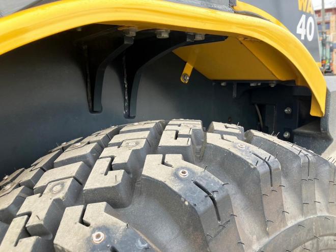 ホイールローダコマツ　中古　WA40-8