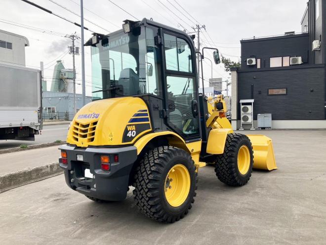 ホイールローダコマツ　中古　WA40-8