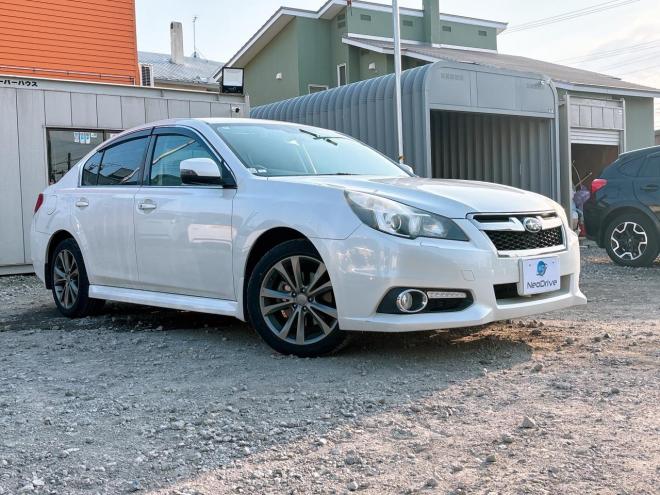 レガシィB4 2.5i Bスポーツ 4WD　ローンが不安な方＜優遇ローン＞1年保証　本州仕入　社外ナビ　Bカメラ