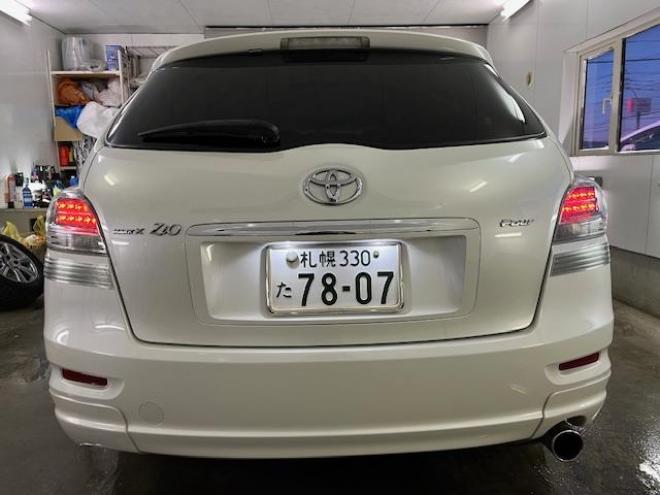 マークXジオ２４０Ｇ　エアリエル　ワンオーナー　禁煙車　フルモデリスタスポイラー　ＷＡＫＯＳバリアスコーティング済　ＷＲＥＳＴ１８インチＡＷ＋新品夏タイヤ　純正１６ＡＷ＋スタッドレスタイヤ付　ストラーダＳＤナビ（フルセグ地デジ　ＤＶＤ再生　Ｂｌｕｅｔｏｏｔｈ）　エンジンスターター　ＰＵＳＨスタート　スマートキー　フロントガラス熱線　横滑り防止装置　両席パワーシート　タイミングチェーン車　ＨＩＤ　ＥＴＣ 4WD 2400 5Dr