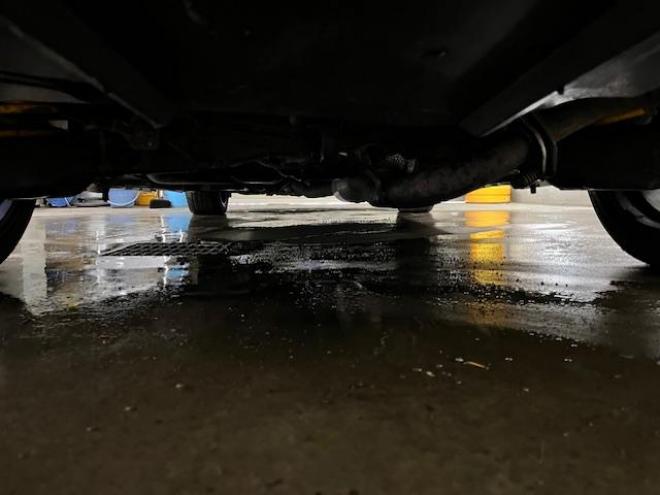 マークXジオ２４０Ｇ　エアリエル　ワンオーナー　禁煙車　フルモデリスタスポイラー　ＷＡＫＯＳバリアスコーティング済　ＷＲＥＳＴ１８インチＡＷ＋新品夏タイヤ　純正１６ＡＷ＋スタッドレスタイヤ付　ストラーダＳＤナビ（フルセグ地デジ　ＤＶＤ再生　Ｂｌｕｅｔｏｏｔｈ）　エンジンスターター　ＰＵＳＨスタート　スマートキー　フロントガラス熱線　横滑り防止装置　両席パワーシート　タイミングチェーン車　ＨＩＤ　ＥＴＣ 4WD 2400 5Dr