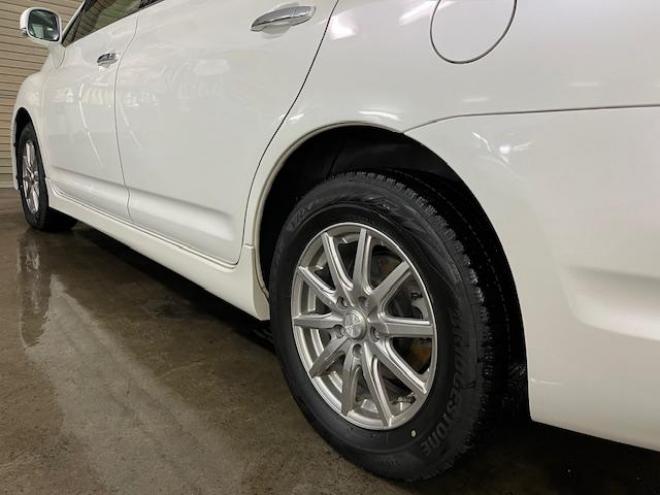 マークXジオ２４０Ｇ　エアリエル　ワンオーナー　寒冷地仕様　禁煙車　ＷＡＫＯＳバリアスコーティング済　純正１６インチＡＷ　社外１６ＡＷ＋スタッドレスタイヤ付　純正ＨＤＤナビ（フルセグ地デジ　ＤＶＤ再生　Ｂｌｕｅｔｏｏｔｈ　ミュージックサーバー）＋バックカメラ　純正エンジンスターター　ＰＵＳＨスタート　スマートキー　フロントガラス熱線　横滑り防止装置　タイミングチェーン車　ＨＩＤ　ＥＴＣ 4WD 2400 5Dr