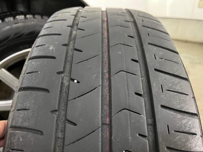 マークXジオ２４０Ｇ　エアリエル　ワンオーナー　寒冷地仕様　禁煙車　ＷＡＫＯＳバリアスコーティング済　純正１６インチＡＷ　社外１６ＡＷ＋スタッドレスタイヤ付　純正ＨＤＤナビ（フルセグ地デジ　ＤＶＤ再生　Ｂｌｕｅｔｏｏｔｈ　ミュージックサーバー）＋バックカメラ　純正エンジンスターター　ＰＵＳＨスタート　スマートキー　フロントガラス熱線　横滑り防止装置　タイミングチェーン車　ＨＩＤ　ＥＴＣ 4WD 2400 5Dr