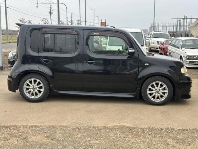 キューブ1.5ライダー ブラックライン 4WD 1500 5Dr