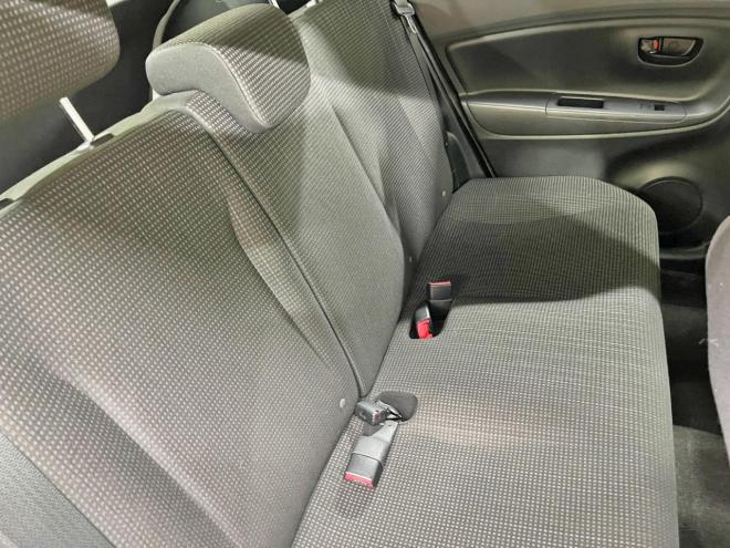 ヴィッツ1.3F 4WD 5年保証 ナビBカメ ETC 寒冷地仕様 禁煙