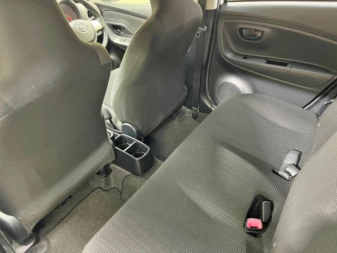 ヴィッツ1.3F 4WD 5年保証 ナビBカメ ETC 寒冷地仕様 禁煙