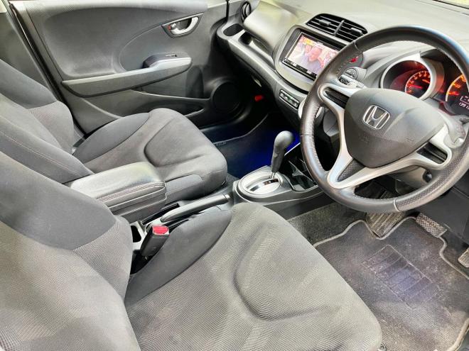 フィット1.5RS 4WD 5年保証 スマキー ナビTV Bカメ ETC 寒冷地仕様 禁煙 車検整備2年付