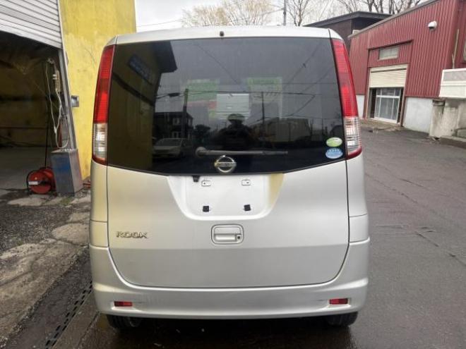 ルークス（店長おすすめコミコミ車）E 4WD 660 5Dr