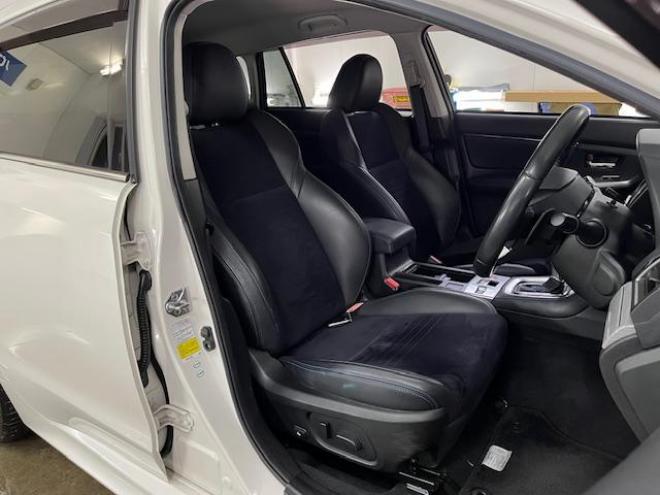 レヴォーグ２．０ＧＴ－Ｓアイサイト　アドバンスセーフティＰＫＧ　スバルＤＩＴツインカムターボ　本州仕入　禁煙車　純正１８インチＡＷ　純正１７ＡＷ＋スタッドレスタイヤ付　ＤＡＭＤフロントバンパースポイラー　カロッツェリアナビ（フルセグ地デジ　ＤＶＤ再生　Ｂｌｕｅｔｏｏｔｈ）＋バックカメラ＋サイドカメラ　純正ハーフレザーシート　ＬＥＤヘッドライト　アイサイトアシストモニター　前後ドライブレコーダー　レーダークルーズコントロール　ブラインドスポット　両席パワーシート　ＥＴＣ 4WD 2000 5Dr