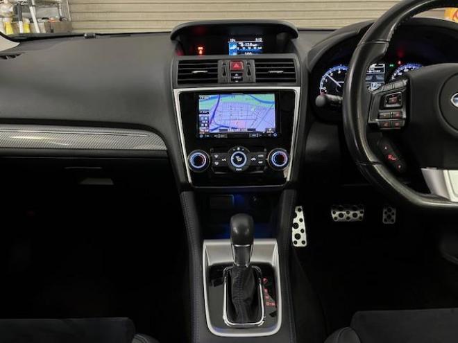 レヴォーグ２．０ＧＴ－Ｓアイサイト　アドバンスセーフティＰＫＧ　スバルＤＩＴツインカムターボ　本州仕入　禁煙車　純正１８インチＡＷ　純正１７ＡＷ＋スタッドレスタイヤ付　ＤＡＭＤフロントバンパースポイラー　カロッツェリアナビ（フルセグ地デジ　ＤＶＤ再生　Ｂｌｕｅｔｏｏｔｈ）＋バックカメラ＋サイドカメラ　純正ハーフレザーシート　ＬＥＤヘッドライト　アイサイトアシストモニター　前後ドライブレコーダー　レーダークルーズコントロール　ブラインドスポット　両席パワーシート　ＥＴＣ 4WD 2000 5Dr