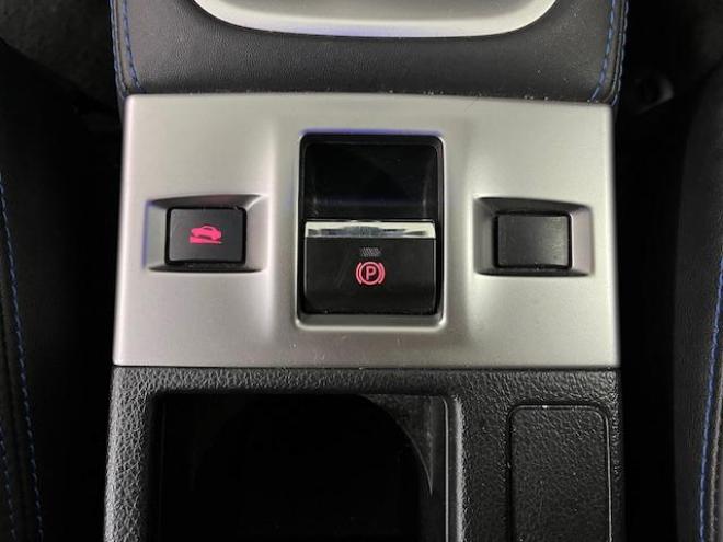 レヴォーグ２．０ＧＴ－Ｓアイサイト　アドバンスセーフティＰＫＧ　スバルＤＩＴツインカムターボ　本州仕入　禁煙車　純正１８インチＡＷ　純正１７ＡＷ＋スタッドレスタイヤ付　ＤＡＭＤフロントバンパースポイラー　カロッツェリアナビ（フルセグ地デジ　ＤＶＤ再生　Ｂｌｕｅｔｏｏｔｈ）＋バックカメラ＋サイドカメラ　純正ハーフレザーシート　ＬＥＤヘッドライト　アイサイトアシストモニター　前後ドライブレコーダー　レーダークルーズコントロール　ブラインドスポット　両席パワーシート　ＥＴＣ 4WD 2000 5Dr