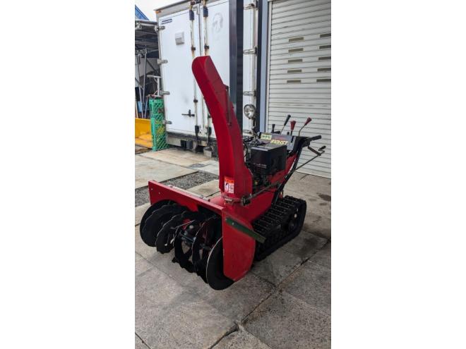 除雪機ヤナセ　810HST　１１馬力　良品