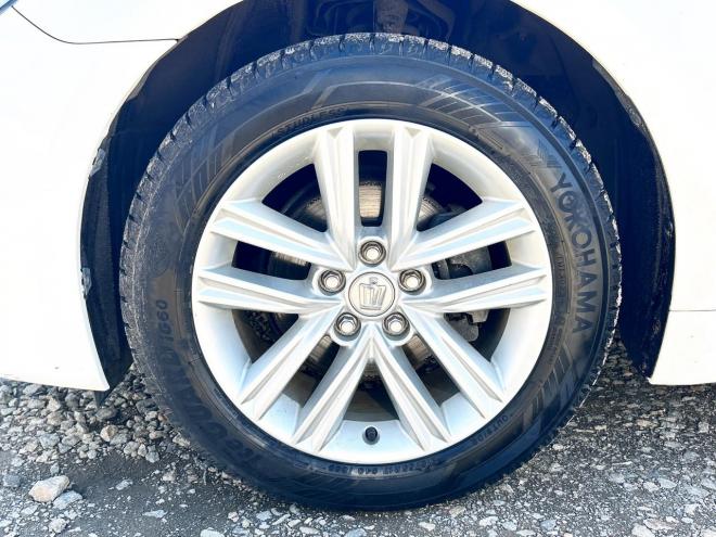 クラウンアスリート ハイブリッド2.5S Four 4WD　ローンが不安な方＜優遇ローン＞寒冷地　純正マルチナビ　フルセグTV 4WD