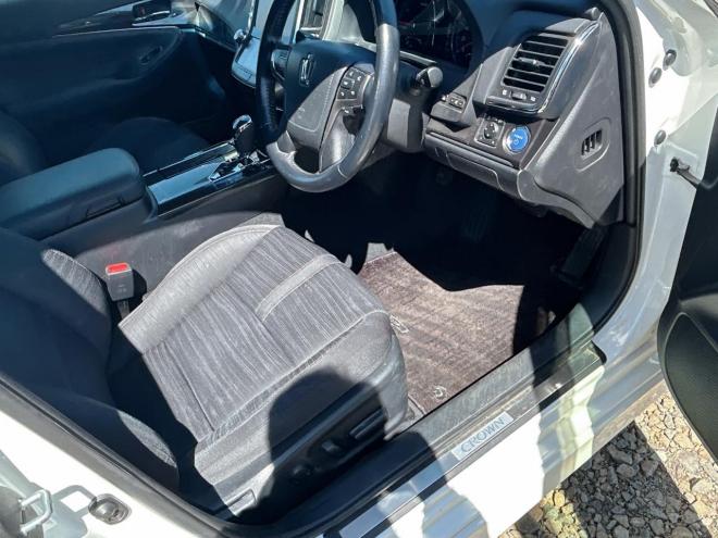 クラウンアスリート ハイブリッド2.5S Four 4WD　ローンが不安な方＜優遇ローン＞寒冷地　純正マルチナビ　フルセグTV 4WD